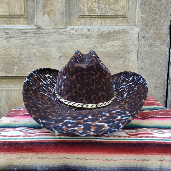 Leopard Print Cowboy Hat - Picture 6 of 9
